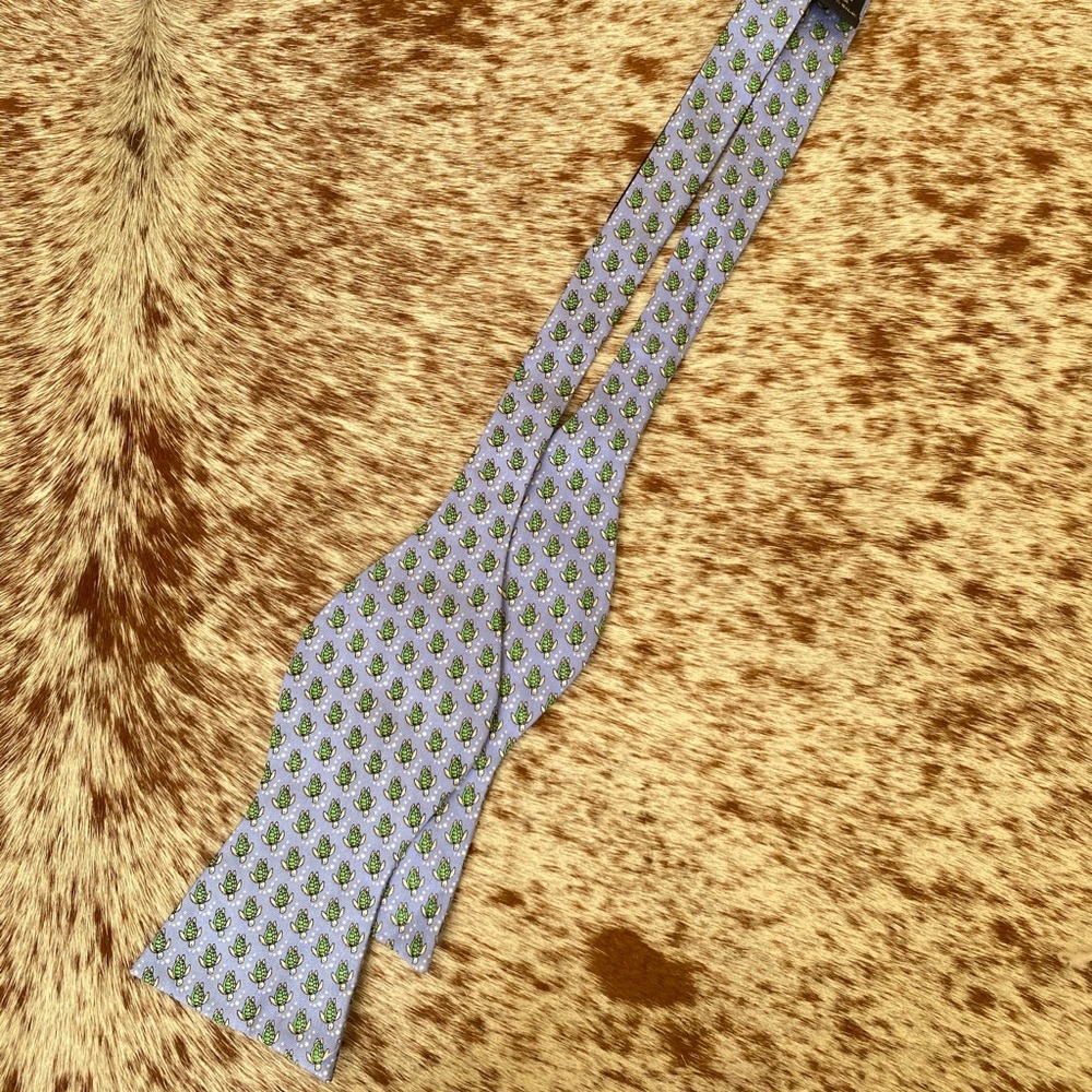 Tommy Hilfiger Bow Tie